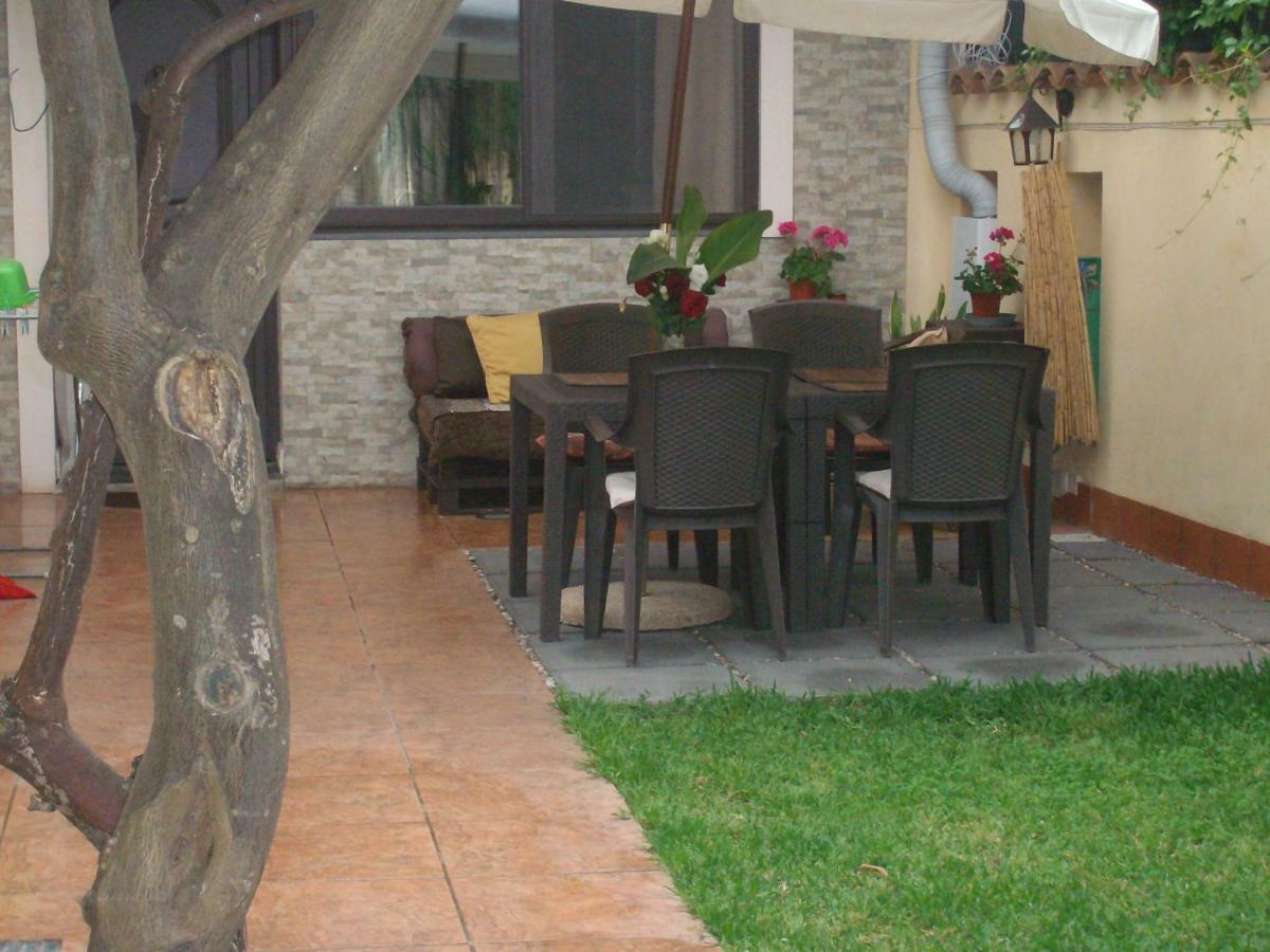 Villa Singola -Sole-Luna-Casavilladusoleil อาชิเรอาเล ภายนอก รูปภาพ