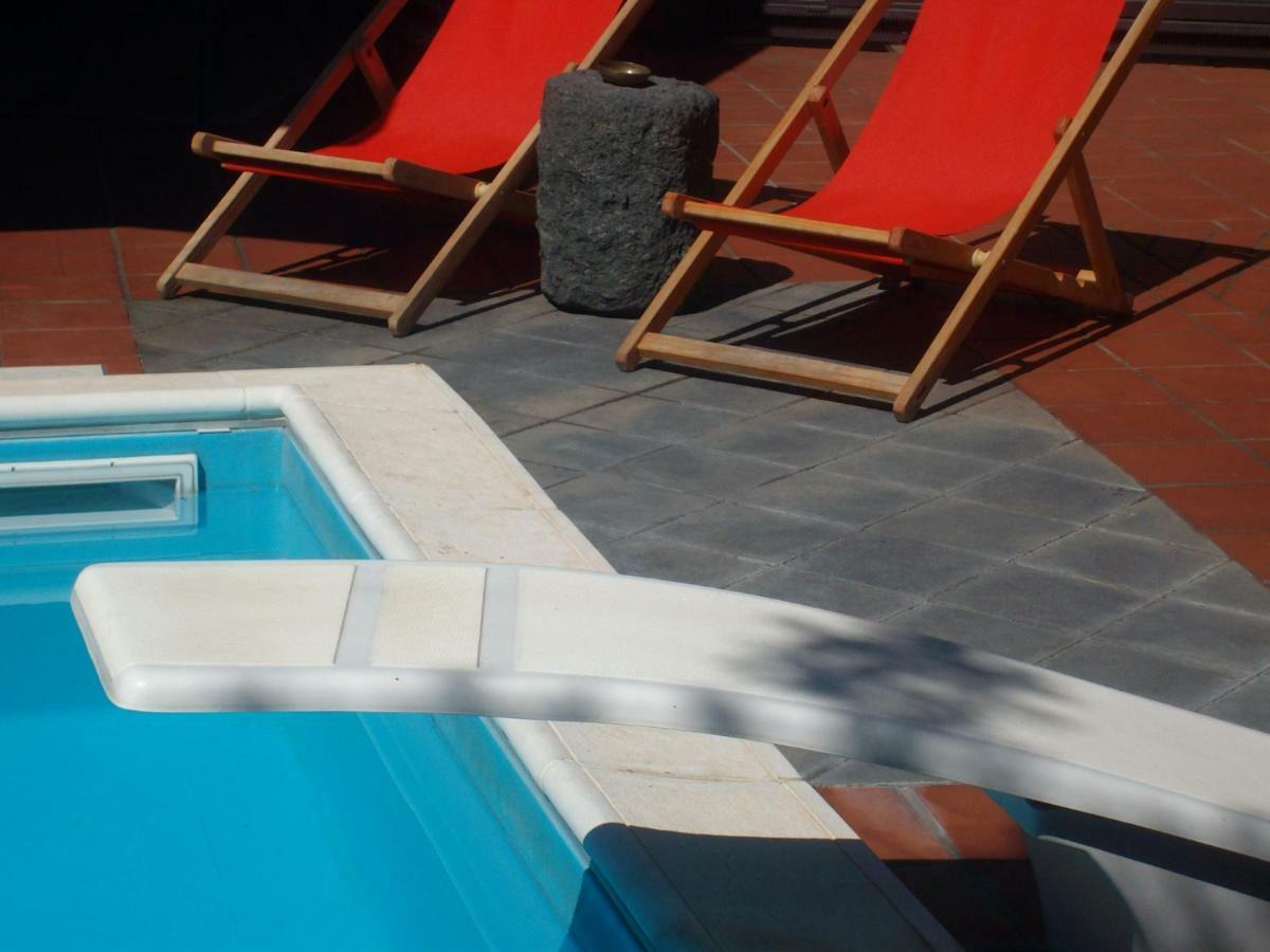 Villa Singola -Sole-Luna-Casavilladusoleil อาชิเรอาเล ภายนอก รูปภาพ